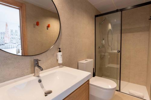 Habitación Doble Estándar del hotel easyHotel Madrid Alcala. Foto 16