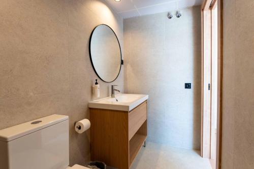 Habitación Doble Estándar del hotel easyHotel Madrid Alcala. Foto 17