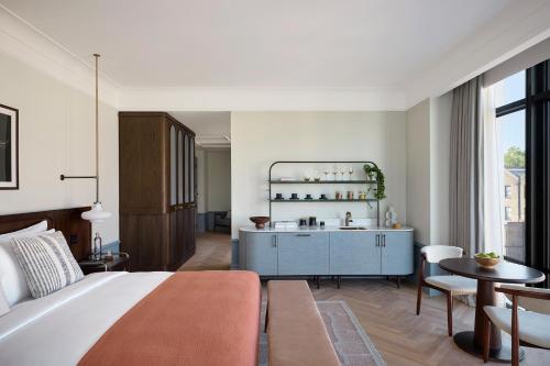 Corner Terrace Junior Suite del hotel Six Senses London. Foto 3