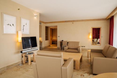 Suite Deluxe con vistas al mar del hotel The Navigator - Colombus All Inclusive. Foto 1