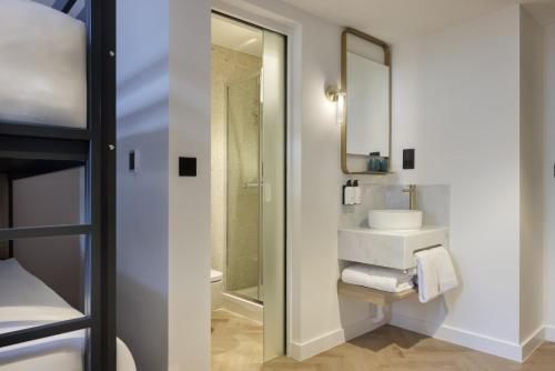 Habitación Familiar del hotel The Drey - Kensington, Earl's Court. Foto 1