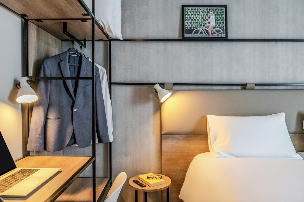 Habitación Estándar - 1 cama doble del hotel ibis Bordeaux Nord Carbon Blanc. Foto 4