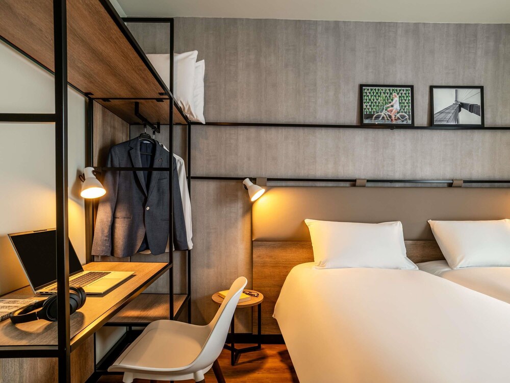 Habitación Estándar - 2 camas individuales del hotel ibis Bordeaux Nord Carbon Blanc. Foto 4