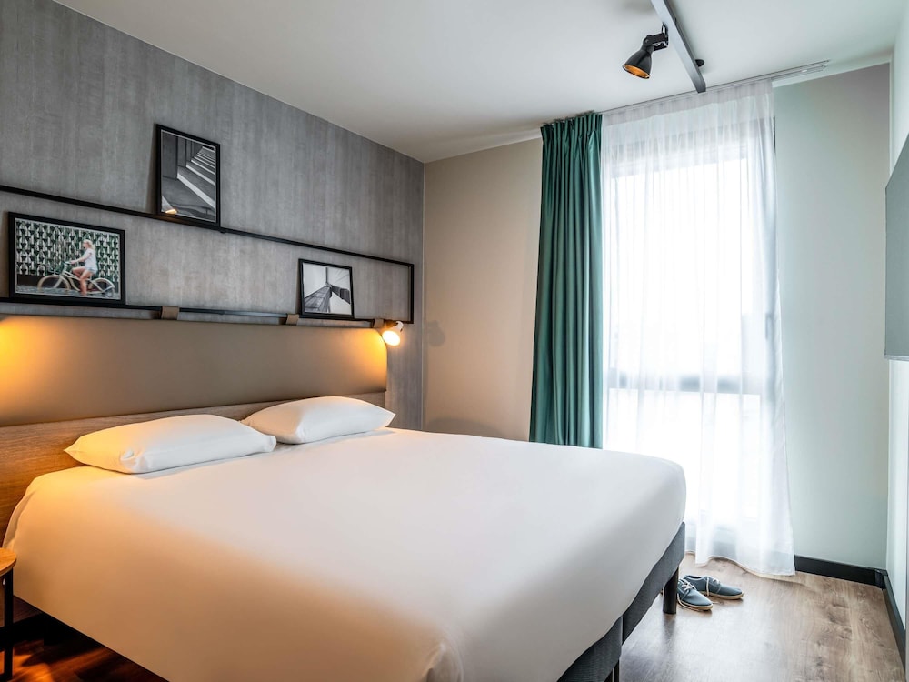 Habitación Estándar - 1 cama doble del hotel ibis Bordeaux Nord Carbon Blanc. Foto 7