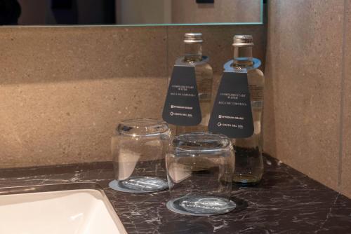 Suite Premium con cama extragrande - no fumadores del hotel Wyndham Grand Costa Del Sol Lima Airport