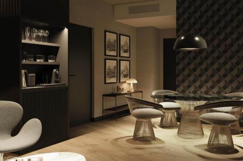 Suite Premium con cama extragrande - no fumadores del hotel Wyndham Grand Costa Del Sol Lima Airport. Foto 5
