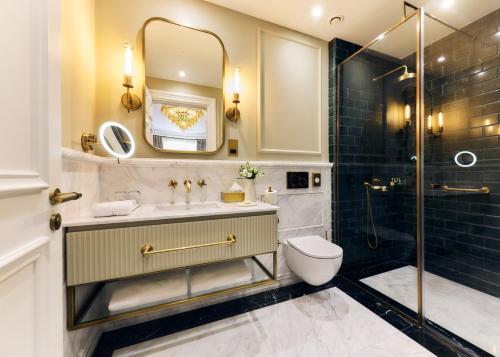 Suite con cama extragrande del hotel 2 Chesham. Foto 10
