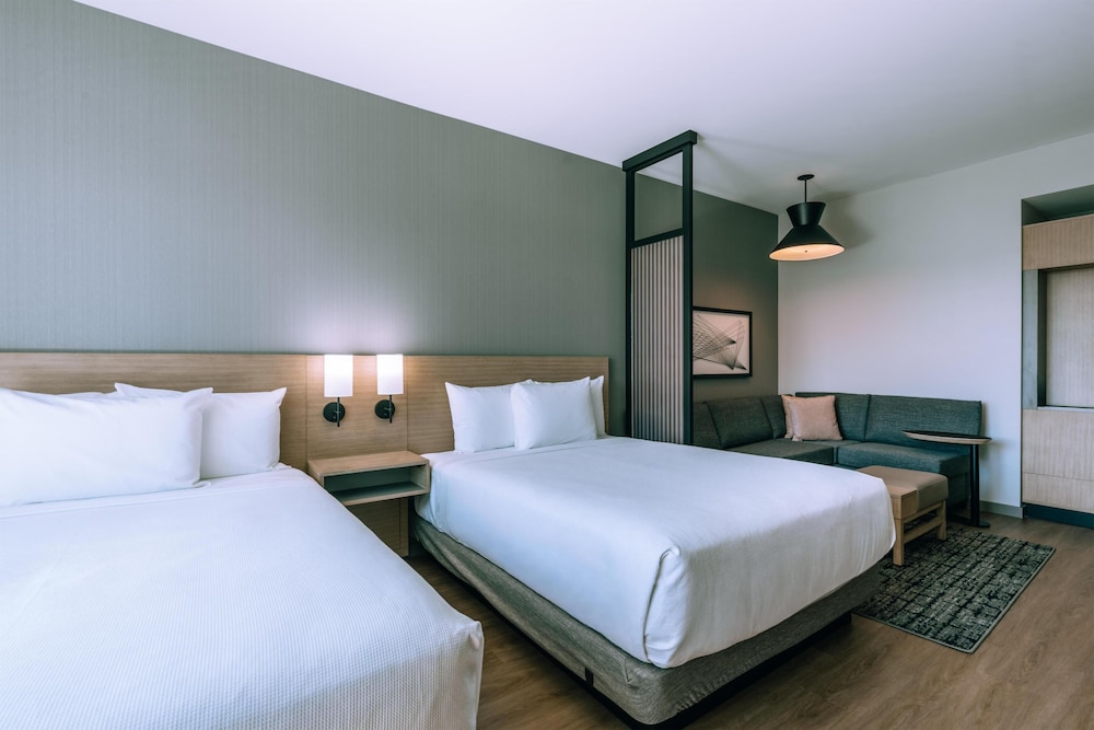 Habitación (High Floor, 2 Queen Beds & 1 Sofa Bed) del hotel Hyatt Place Ontario Airport. Foto 6