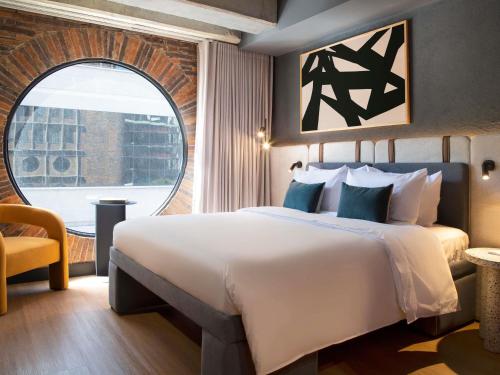 TRIBE Extra del hotel Tribe Medellín