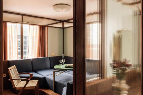 Suite Junior del hotel Locke London Canary Wharf. Foto 17