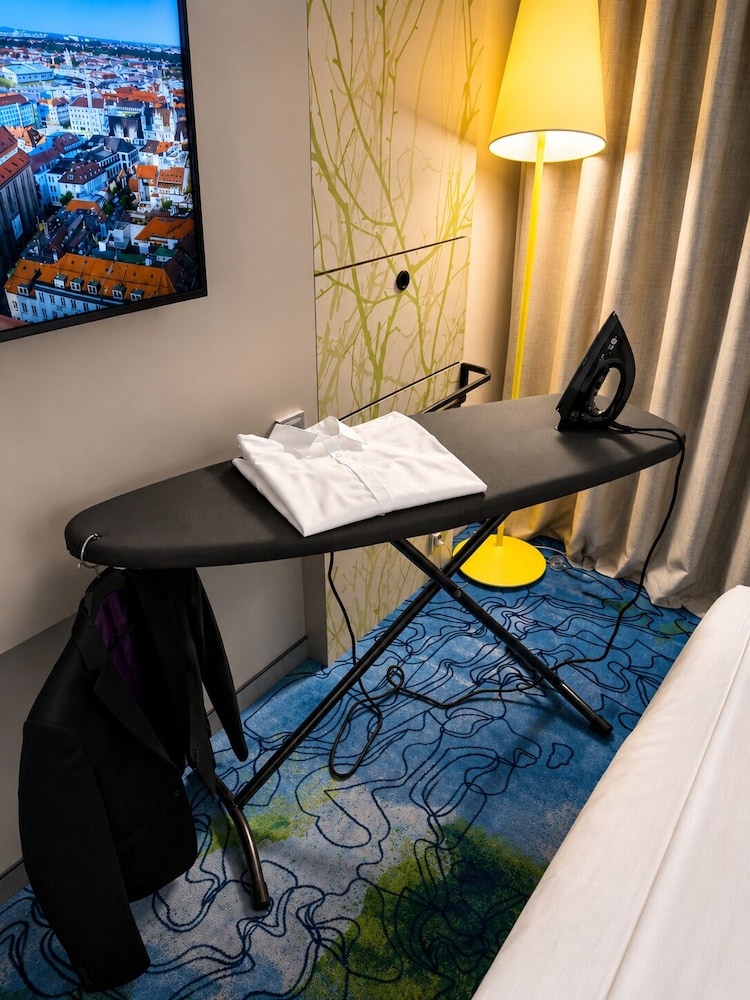 Habitación Standard doble con 1 cama doble del hotel Ibis Styles Muenchen Airport. Foto 3