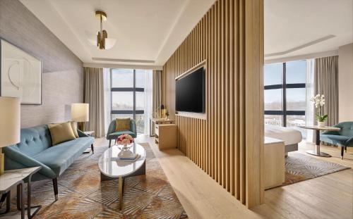 Suite Executive del hotel Hyatt Regency London Olympia. Foto 9