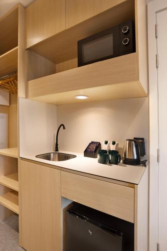 Habitación Doble con baño privado del hotel Hotel101- Madrid. Foto 4