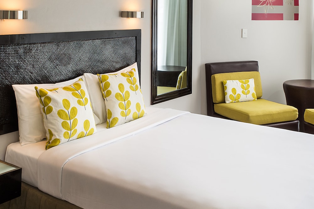 Habitación Deluxe con 2 camas queen del hotel Mercure Nadi. Foto 1
