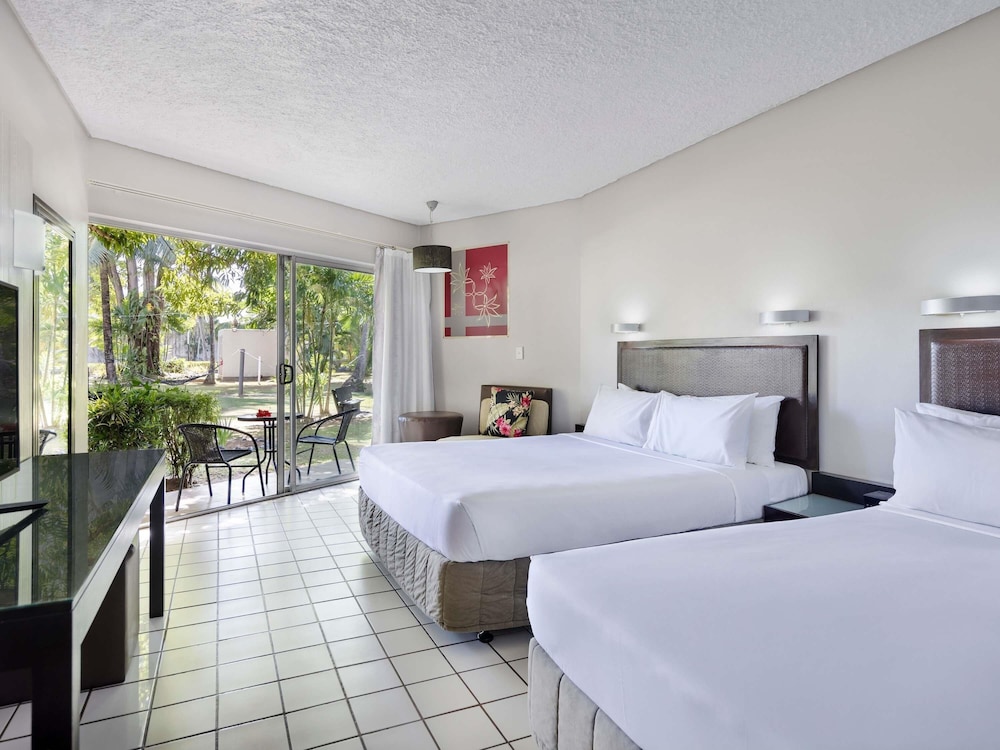 Habitación Deluxe con 2 camas queen del hotel Mercure Nadi. Foto 4