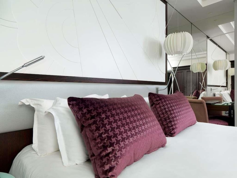 Habitación de Lujo, 1 cama king size del hotel Sofitel Beirut Le Gabriel. Foto 10