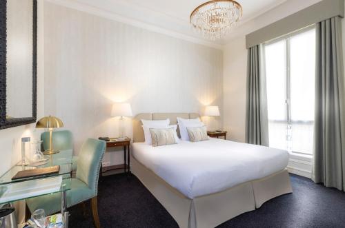 Habitación Doble Clásica del hotel Hotel Claridge