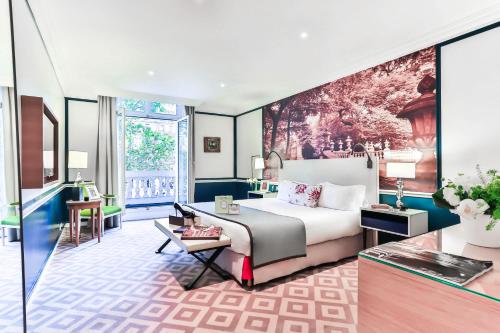 Suite Executive de 2 dormitorios con vistas a los Campos Elíseos del hotel Fraser Suites Le Claridge Champs-Elysées