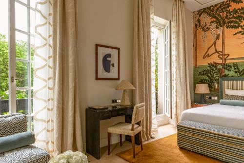 Habitación Deluxe del hotel Saint James Paris. Foto 2
