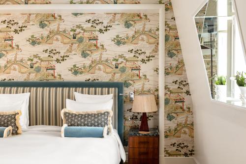Suite Junior - Planta superior del hotel Saint James Paris. Foto 1