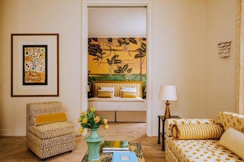 Suite Junior del hotel Saint James Paris. Foto 2