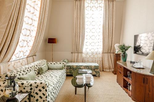 Suite Junior del hotel Saint James Paris. Foto 7