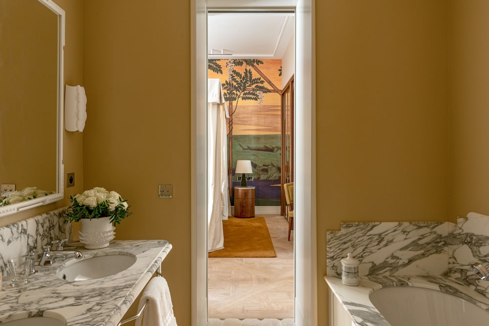 Suite Prestige del hotel Saint James Paris. Foto 6