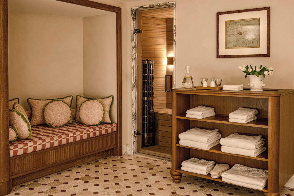 Habitación (Pavillon Elise) del hotel Saint James Paris. Foto 3