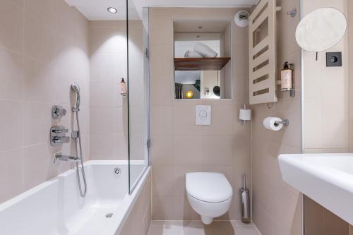 Suite Dúplex del hotel Elysee Secret. Foto 6