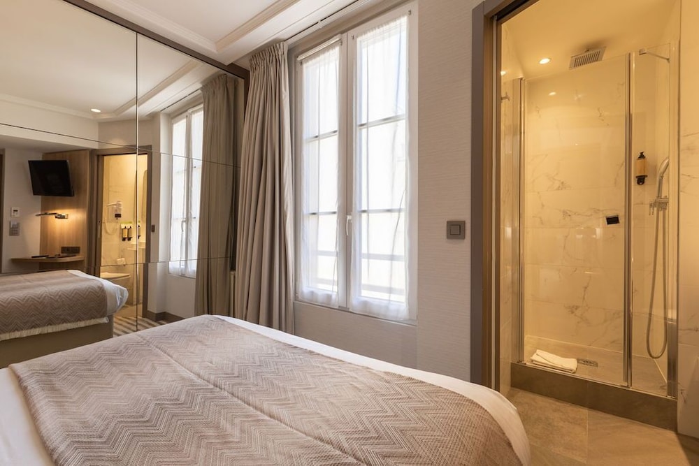 Habitación doble del hotel Prince Albert Lyon Bercy. Foto 12