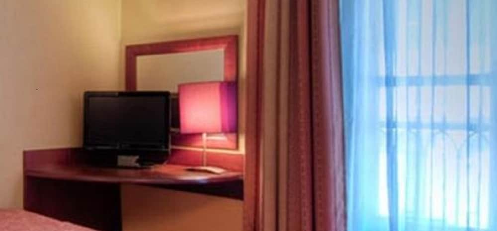 Habitación Individual del hotel Le Faubourg. Foto 3