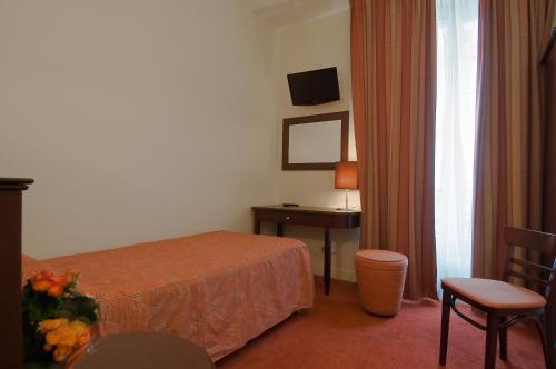 Habitación Individual del hotel Le Faubourg. Foto 1