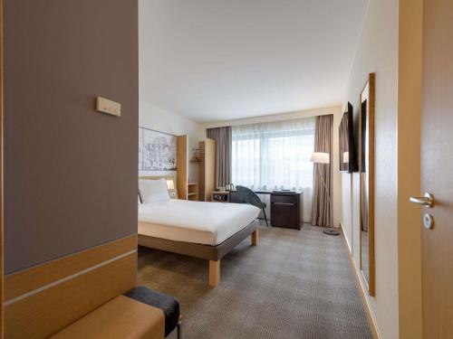 Habitación Estándar con 1 cama individual del hotel Novotel Aachen City. Foto 5