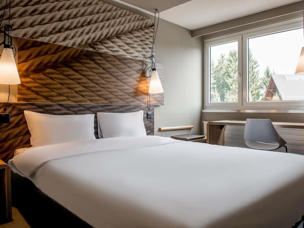 Habitación Standard con cama doble del hotel Ibis Zurich Adliswil