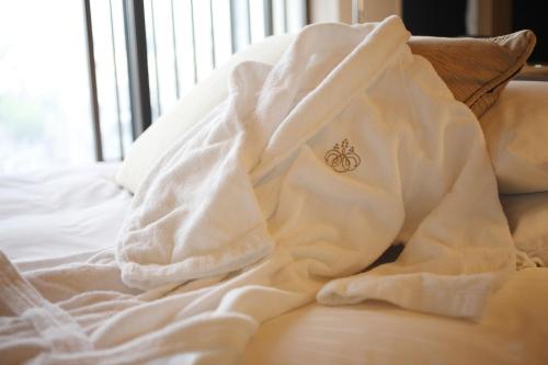 Deluxe Twin Room with Tower View and Club Lounge Access - Non - Smoking del hotel Granvia Kyoto. Foto 9
