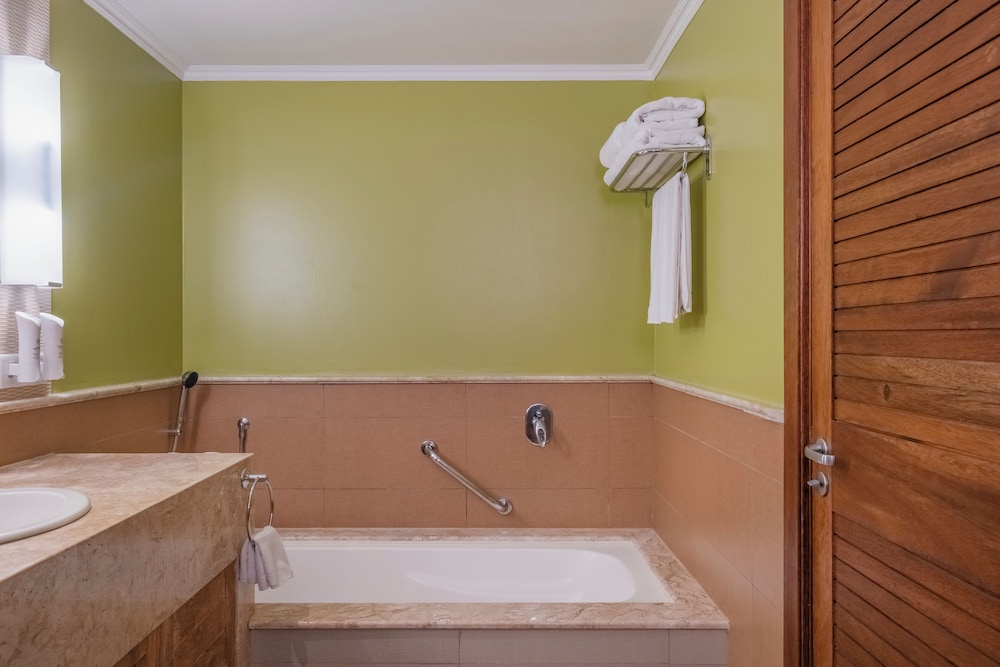 Suite junior (Planta superior) del hotel Iberostar Selection Praia do Forte - All Inclusive. Foto 5