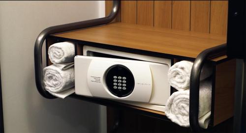 Habitación Pod - Cama doble grande del hotel Pod 51. Foto 4