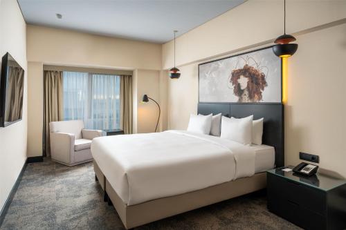 Suite con acceso al salón del hotel Radisson Blu Bucharest