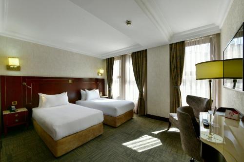 Habitación Club con acceso al club lounge - 2 camas individuales del hotel Crowne Plaza Istanbul - Old City, An Ihg. Foto 7