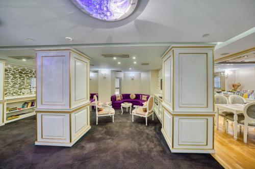 Habitación Premium con acceso al salón - 1 cama extragrande - Para fumadores del hotel Crowne Plaza Istanbul - Old City, An Ihg. Foto 1