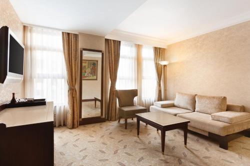 Suite 1 Cama king 1 habitación Vista ciudad del hotel Crowne Plaza Istanbul - Old City, An Ihg