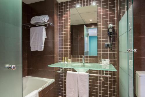 Suite Junior del hotel Eurostars Rey Fernando. Foto 3