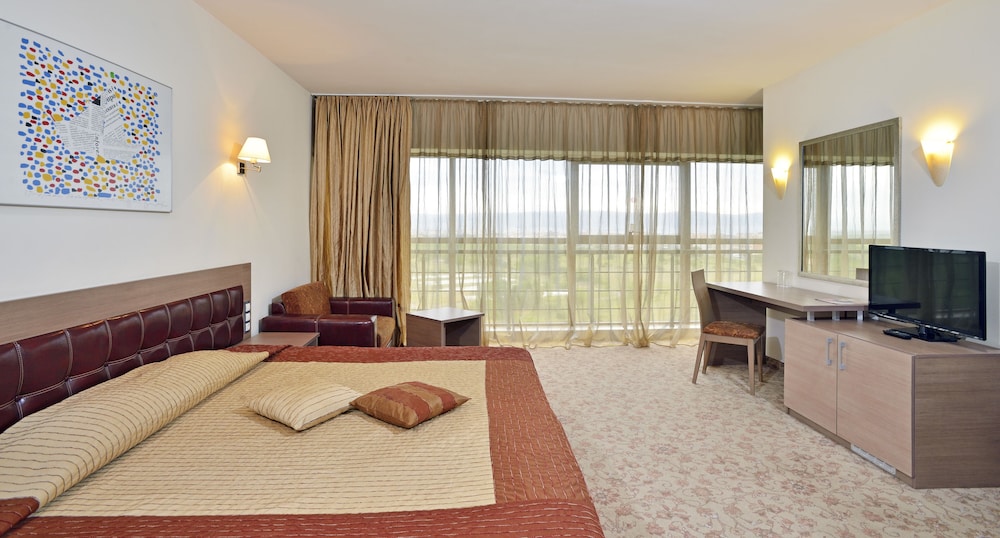 Habitación SOL Vistas al Parque del hotel Sol Nessebar Palace - All Inclusive. Foto 3