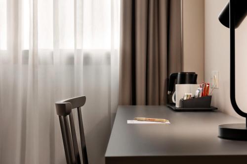 Habitación Doble - No fumadores - 2 camas del hotel Ramada By Wyndham Madrid Getafe. Foto 6