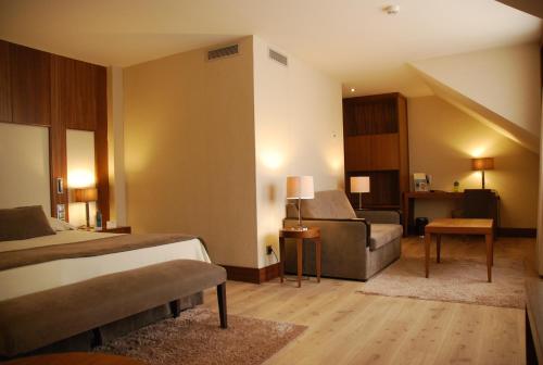 Habitación Triple del hotel Gran Balneario De Puente Viesgo