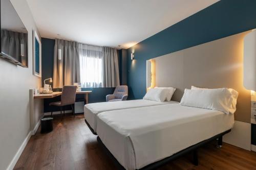 Habitación Doble - 2 camas del hotel Travelodge Málaga Airport