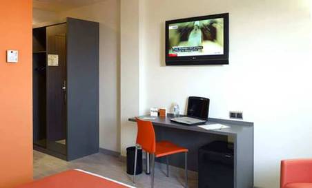 Habitación doble del hotel H2 Ávila. Foto 2