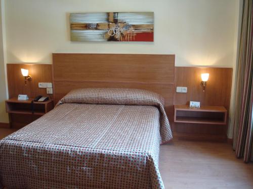 Habitación Doble - 1 o 2 camas del hotel Castilla. Foto 9