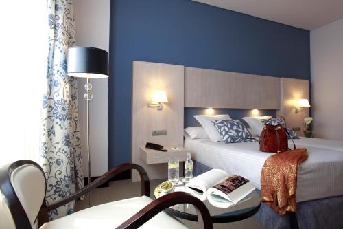 Habitación Doble con aparcamiento - 1 o 2 camas del hotel Nuevo Boston. Foto 6