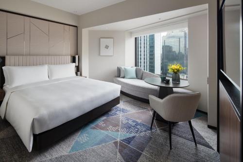 Habitación Clásica con cama extragrande - Planta superior del hotel Intercontinental Ana Tokyo, An Ihg. Foto 2